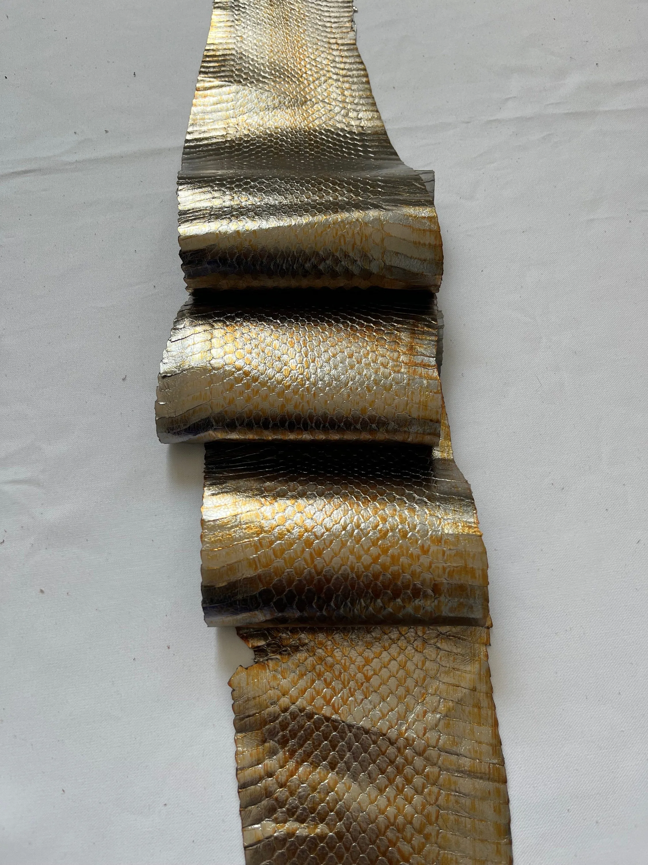 Genuine snake leather hide, thin and glossy color silver brown, thickness 0,3mm(1 oz)