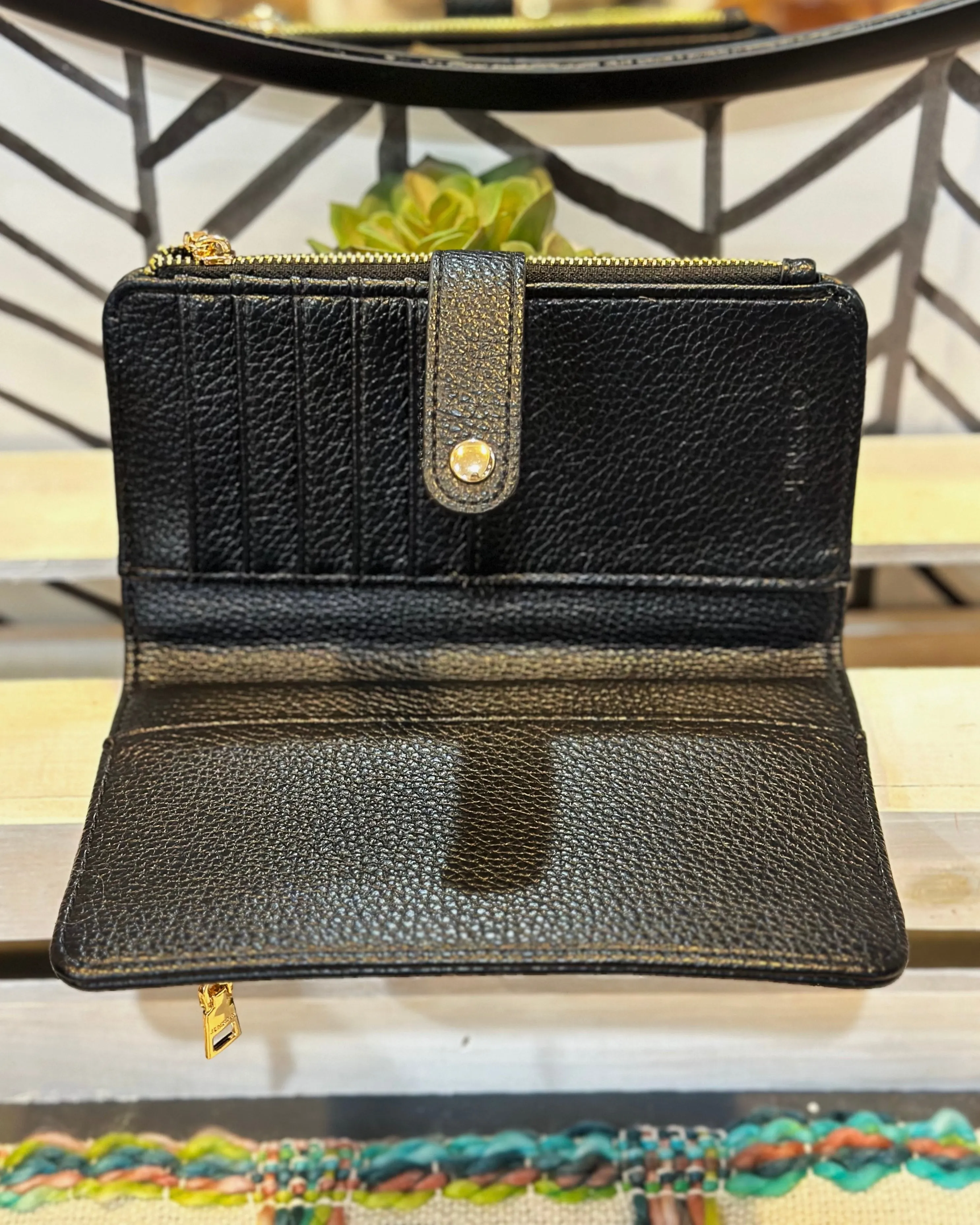 Macy Wallet in Black