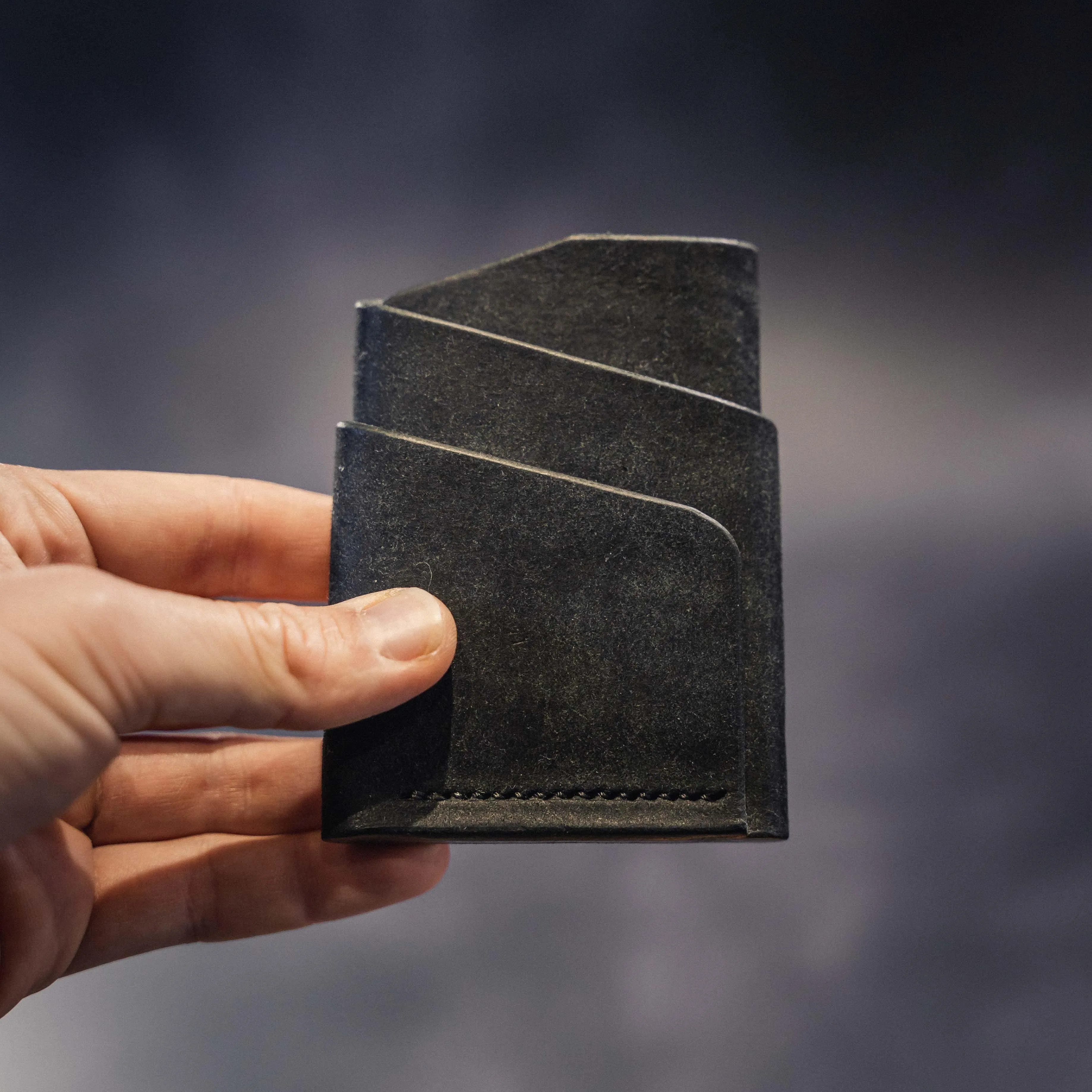 Pembrook 'Sleeve' Leather Cardholder - Ink Black